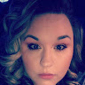 Meet your Posher, Lydia